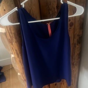 Blue blousey tank with pink zipper!